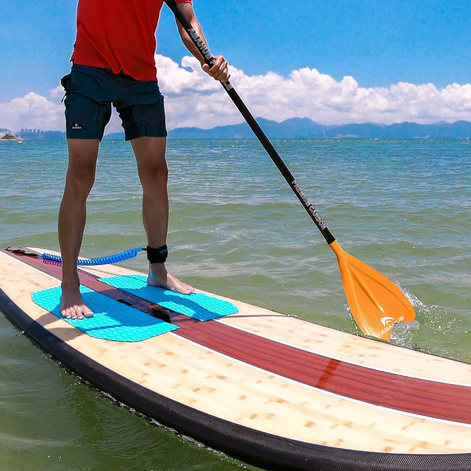 Abahub 1 x 3 Section Carbon Fiber SUP Paddle, Adjustable 67''-86'' Stand Up Paddle Lightweight Carbon Shaft, Black/Blue/Yellow/Green/Orange/Red Plastic Blade   Paddle Bag