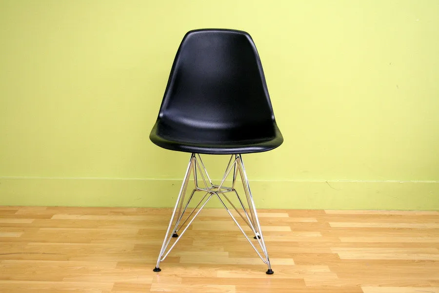 Baxton Studio Plastic Side Chair