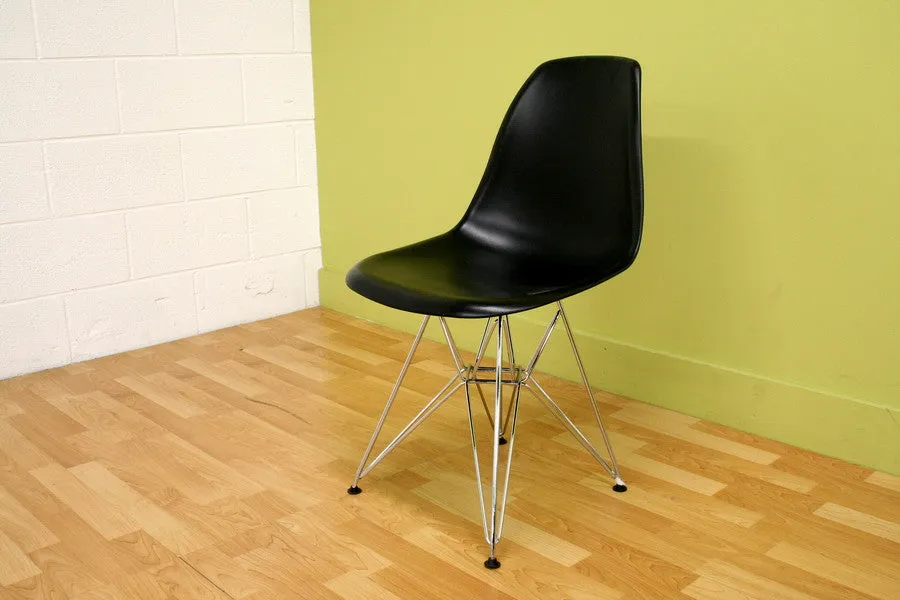 Baxton Studio Plastic Side Chair