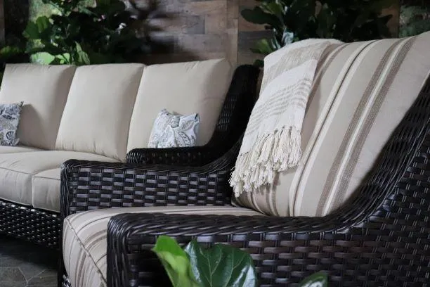 OCONEE 4 PIECE SEATING SET - Sofa, 2 Club Chairs and Coffee Table
