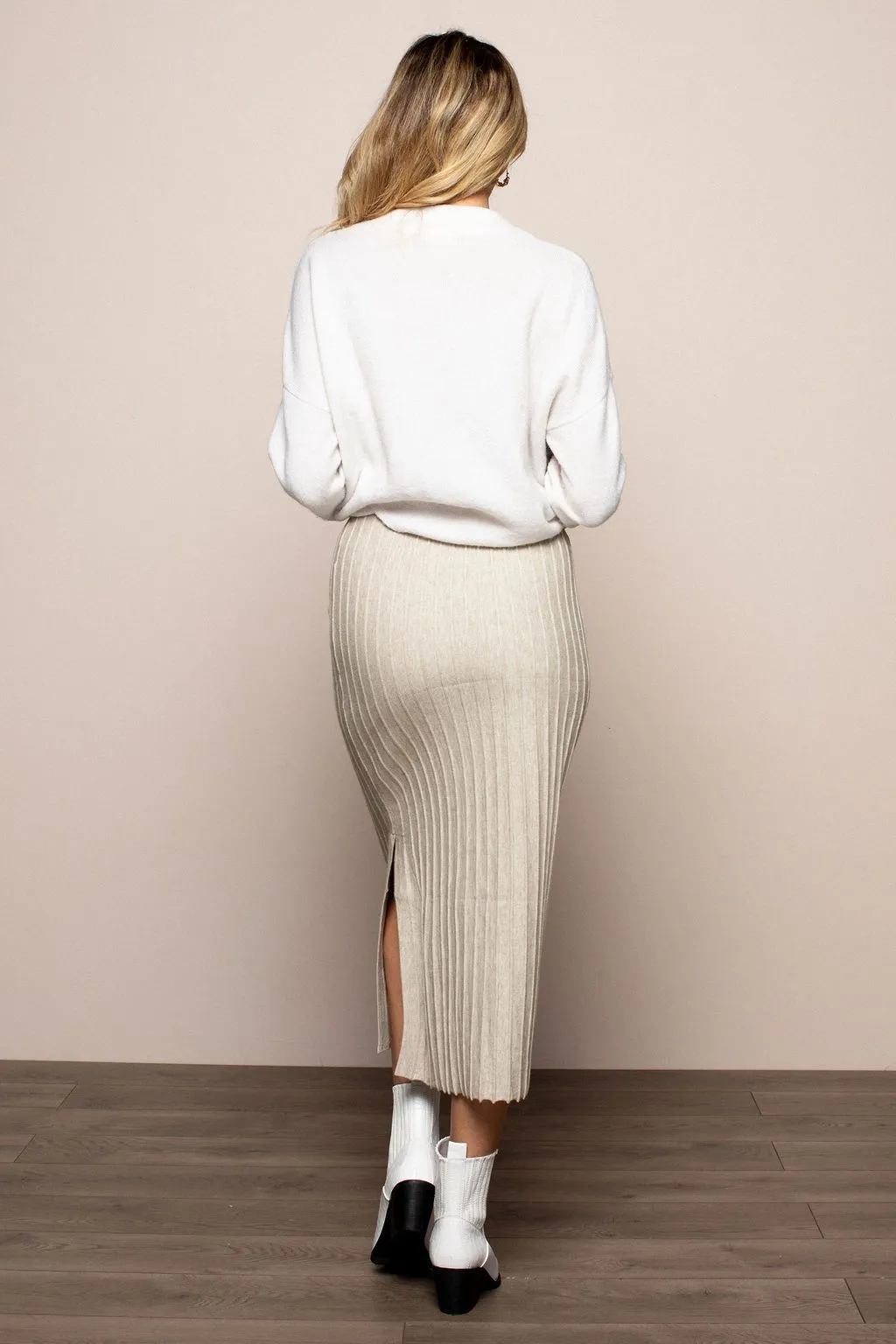 Ribbed Knit Skirt in Beige