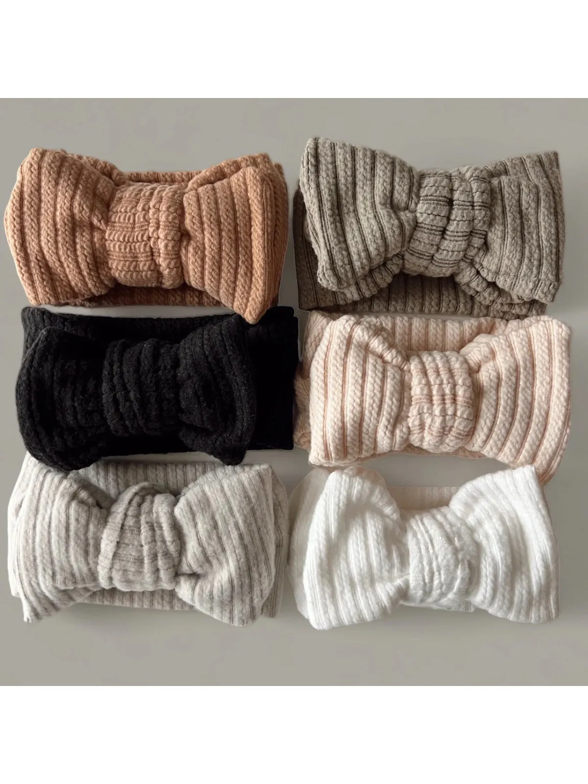 Sweater Bow, Camel